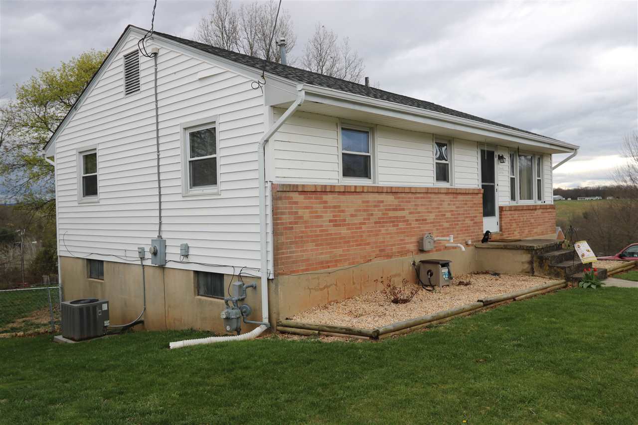 2404 Bare St, Staunton, 24401 Real Estate PlusReal Estate Plus