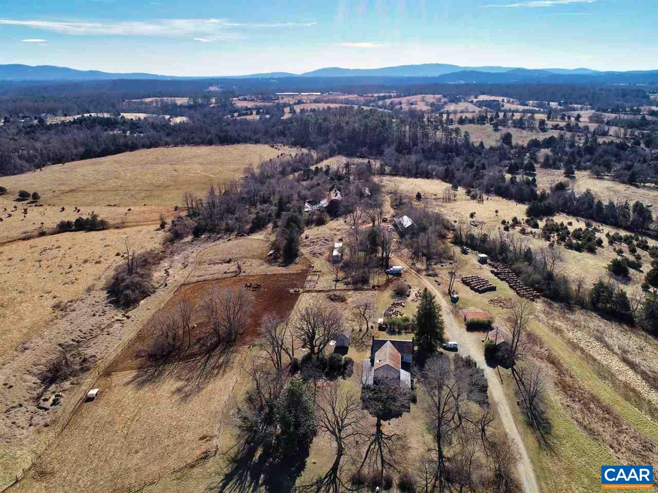 977 Woodlands Rd, Charlottesville, Virginia, 22901 Real Estate