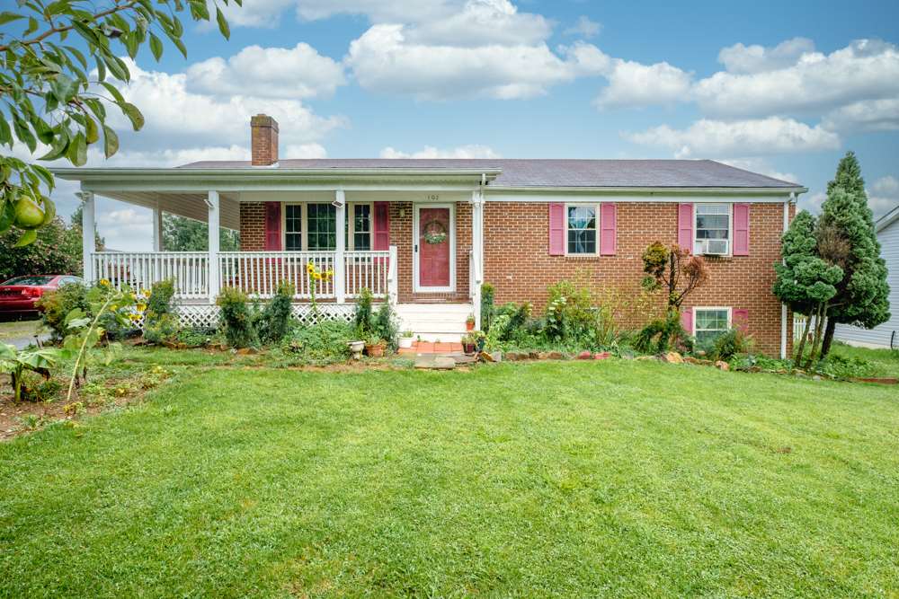 108 Harper St, Weyers Cave, Virginia, 24486 Real Estate PlusReal