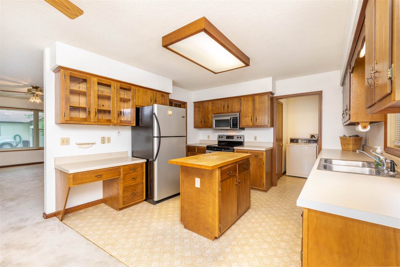 100 Spruce Ln, Bridgewater, Virginia, 22812 Real Estate PlusReal