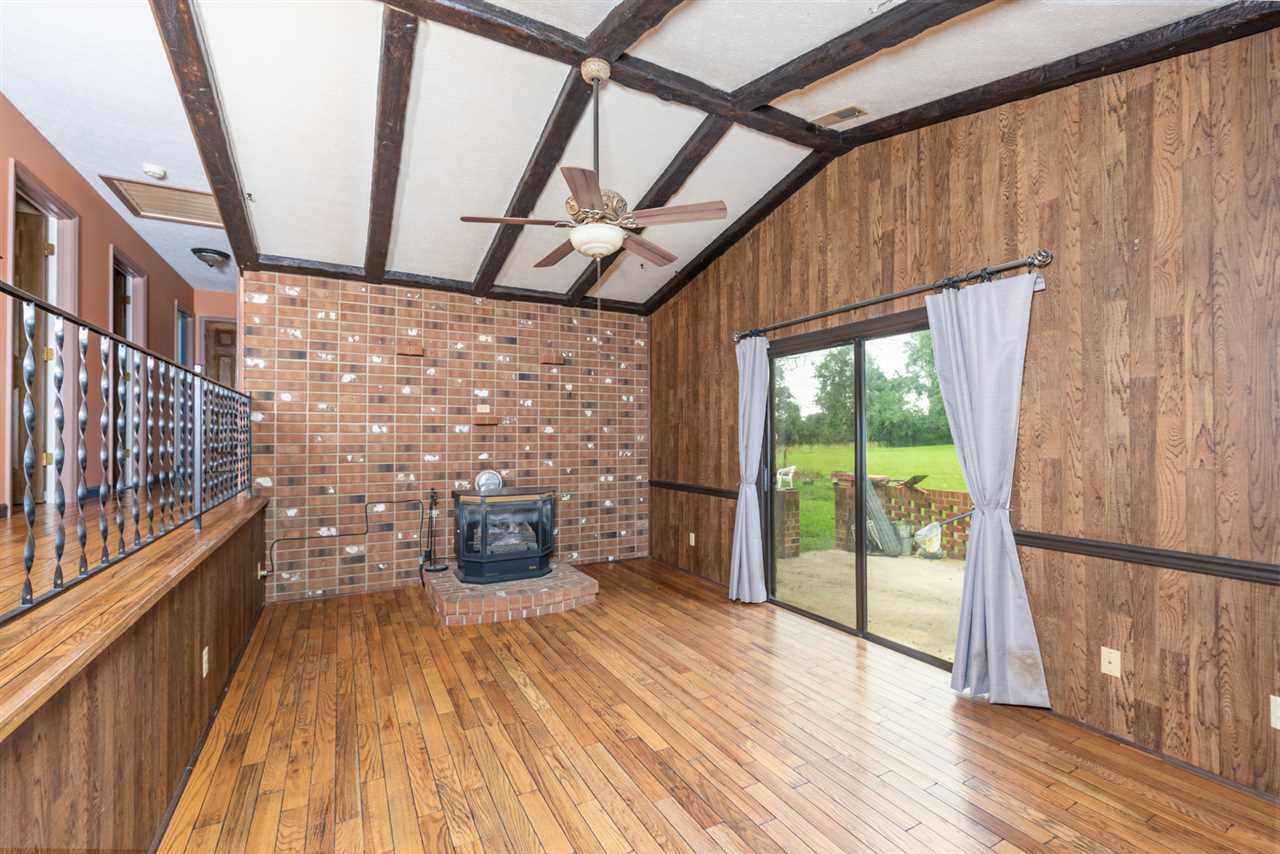 1959 Shutterlee Mill Rd, Staunton, Virginia, 24401 Real Estate