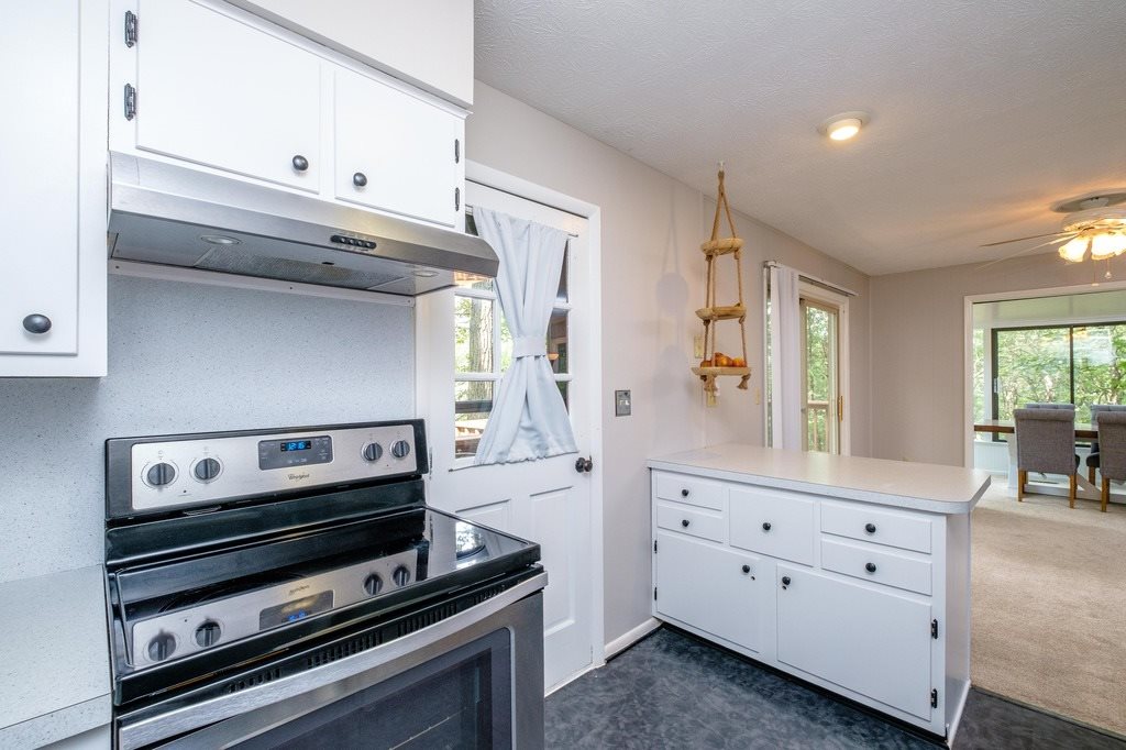 40 Jewell Ct, Basye, Virginia, 22810 Real Estate PlusReal Estate Plus