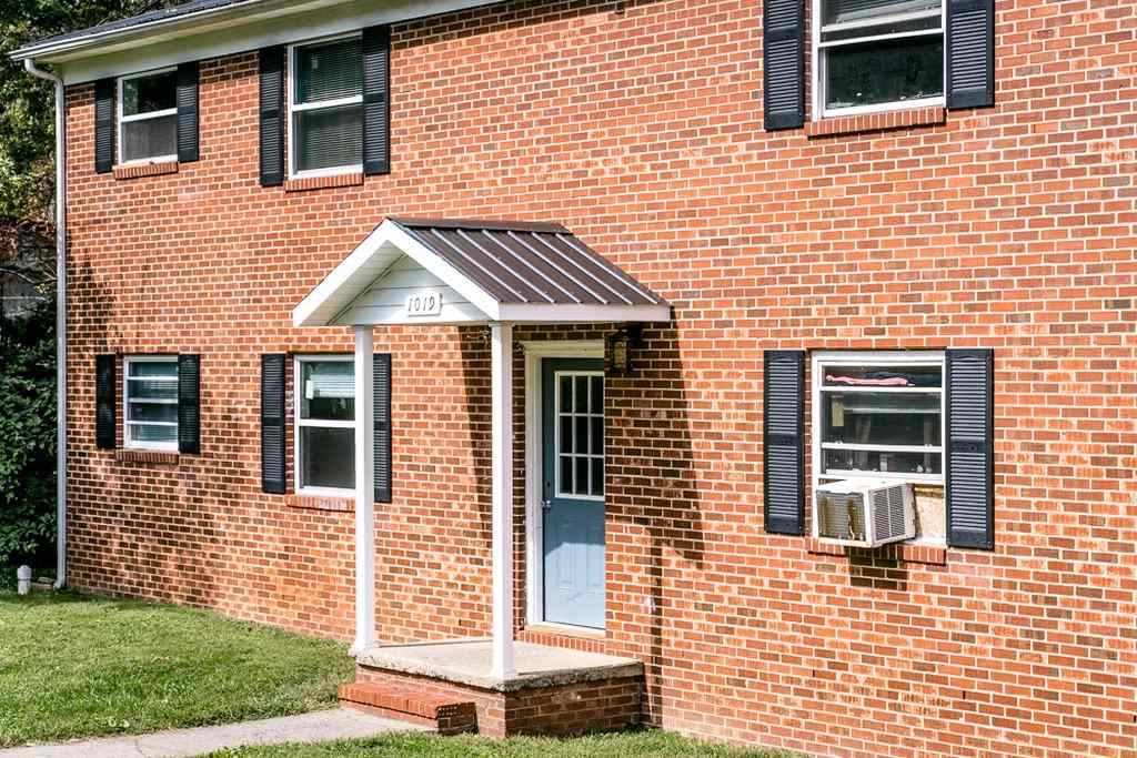 1013 Albemarle Ave, Waynesboro, Virginia, 22980 Real Estate PlusReal Estate Plus