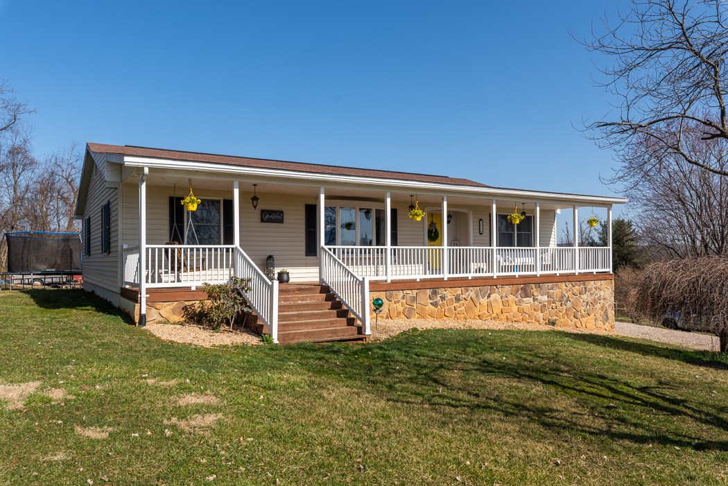 304 Indian Ridge Rd, Greenville, Virginia, 24440 Real Estate PlusReal Estate Plus