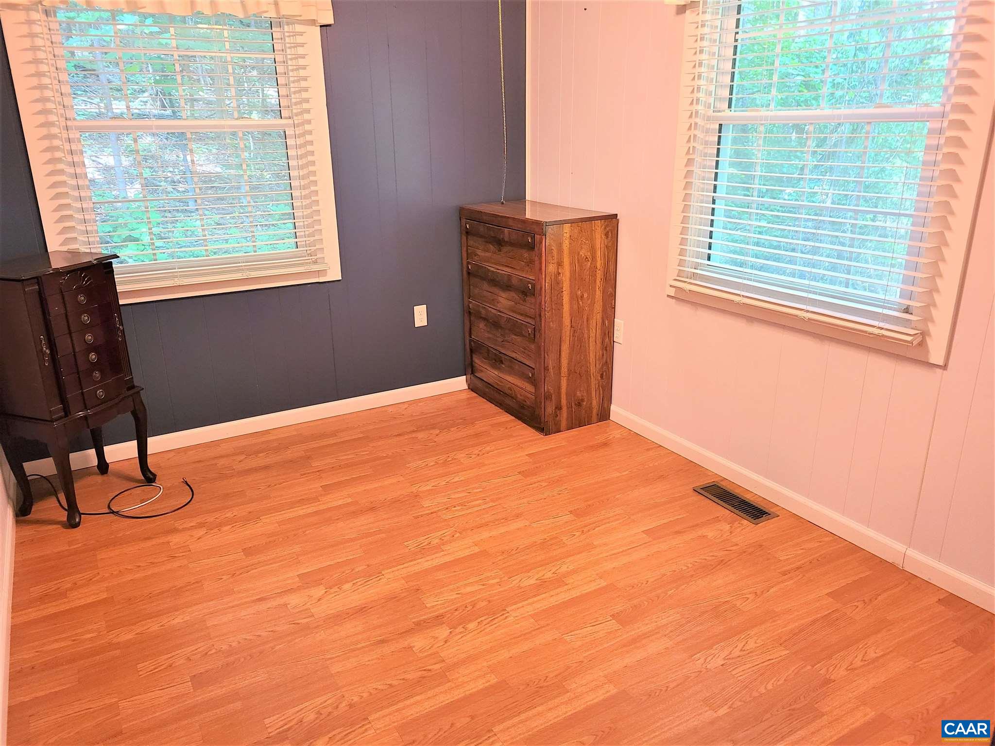 306 Taylor Mountain Rd, Stanardsville, Virginia, 22973 Real Estate