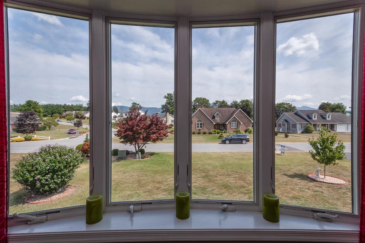 15 Meadow Ln, Luray, Virginia, 22835 Real Estate PlusReal Estate Plus