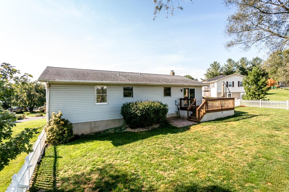 22 Misty Ln, Weyers Cave, Virginia, 24486 Real Estate PlusReal Estate