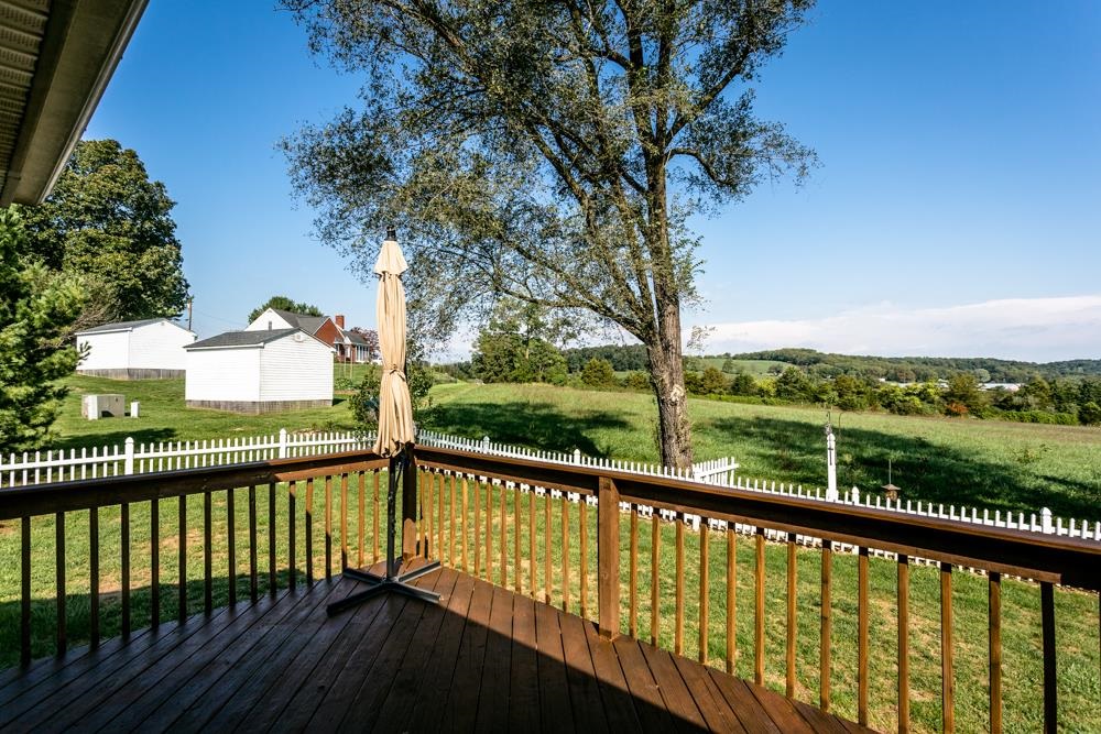 22 Misty Ln, Weyers Cave, Virginia, 24486 Real Estate PlusReal Estate Plus