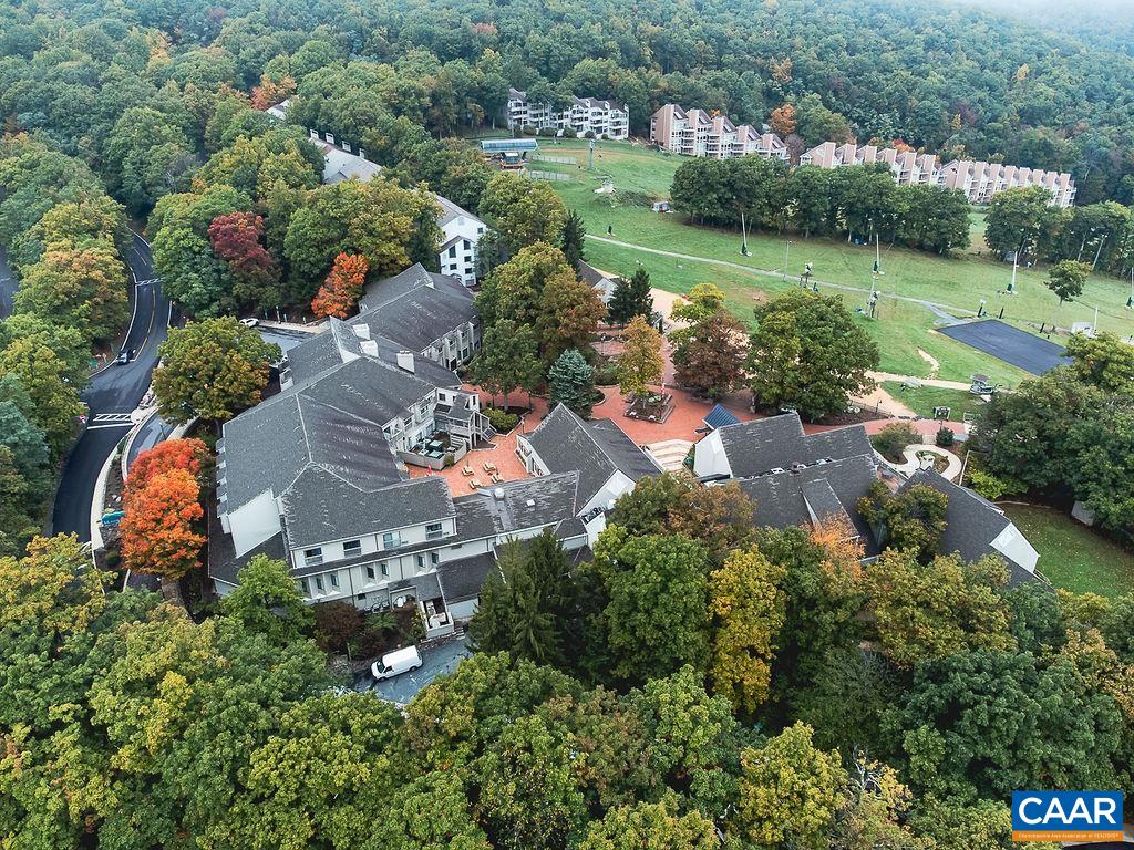 730 Laurelwood Condos, Wintergreen, Virginia, 22967 Real Estate