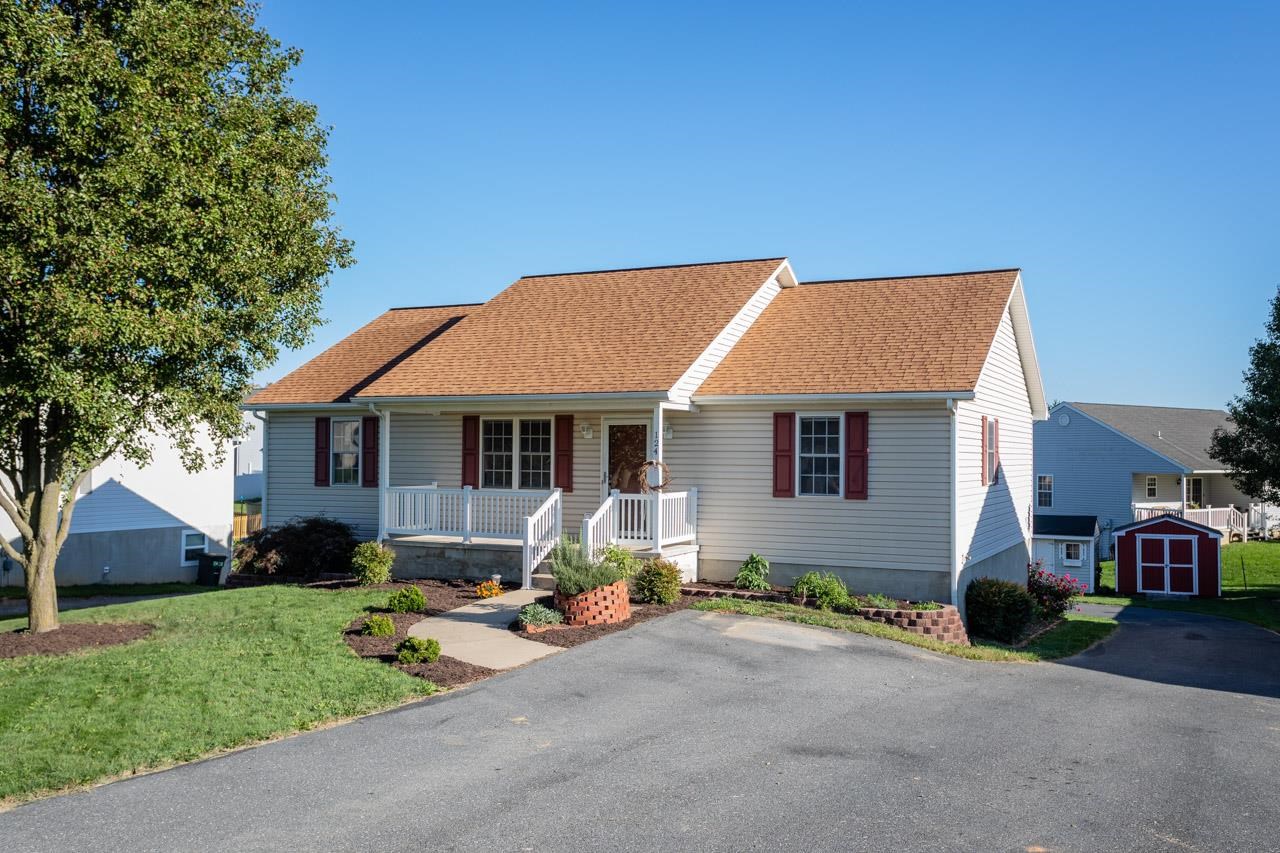 124 Lofton Dr, Weyers Cave, Virginia, 24486 Real Estate PlusReal