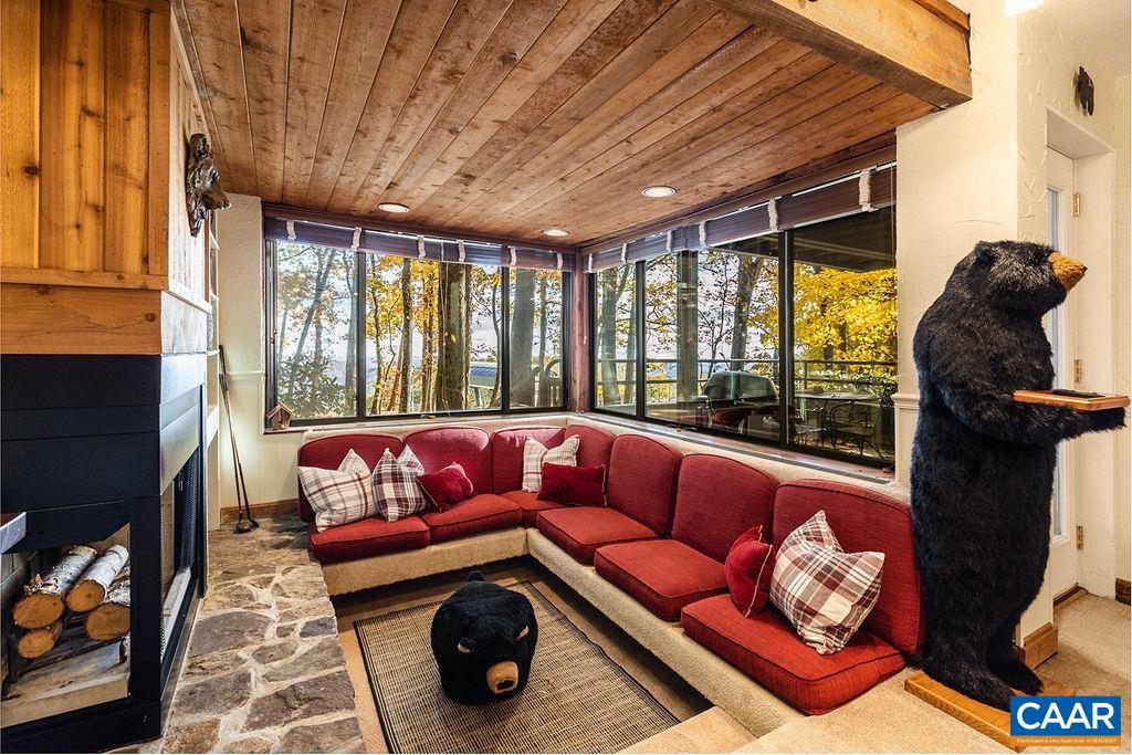 325 Dobie Condos, Wintergreen Resort, Virginia, 22967 Real Estate