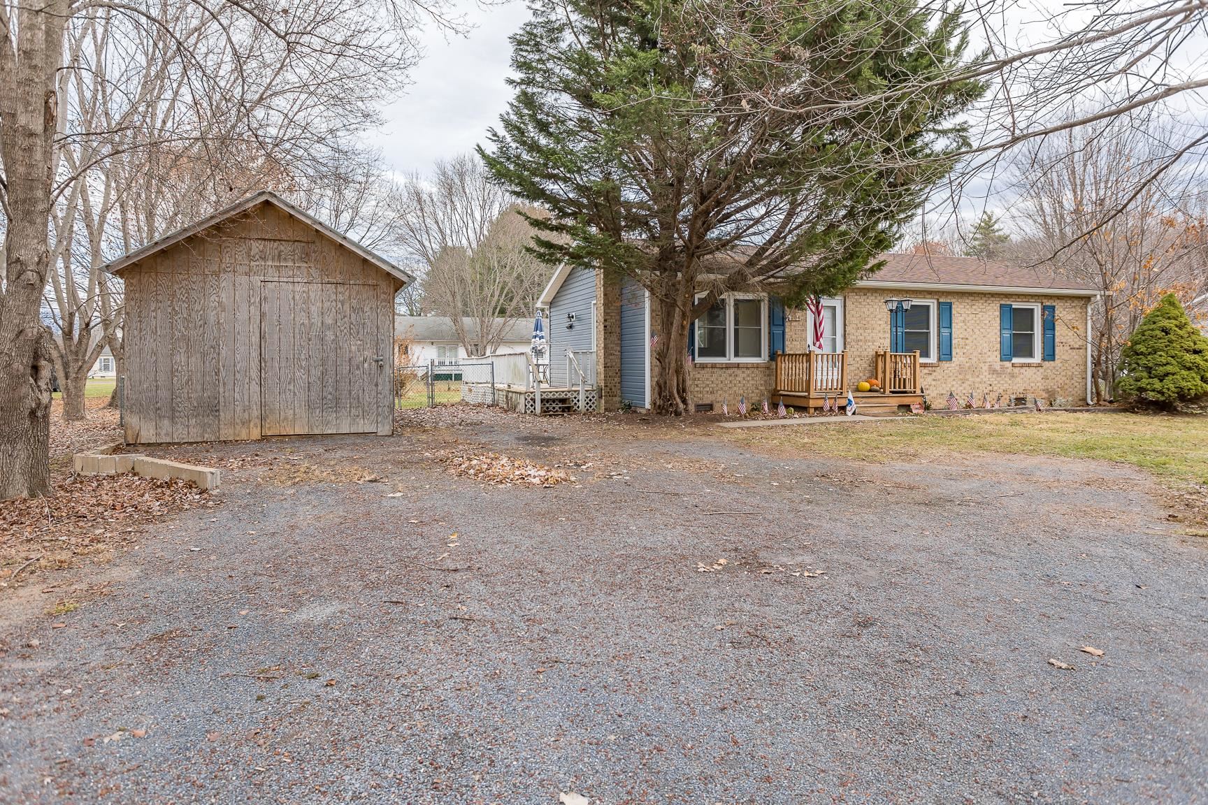 204 9th St, Grottoes, Virginia, 24441 Real Estate PlusReal Estate Plus