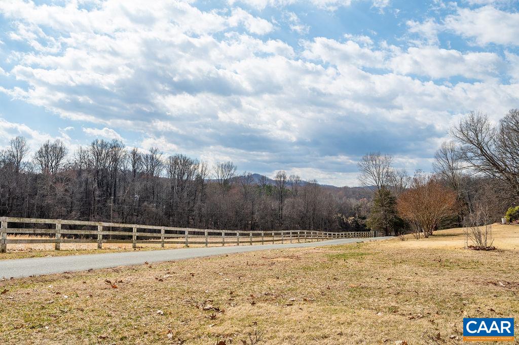 580 Knoll Ridge Dr, Charlottesville, Virginia, 22903 Real Estate
