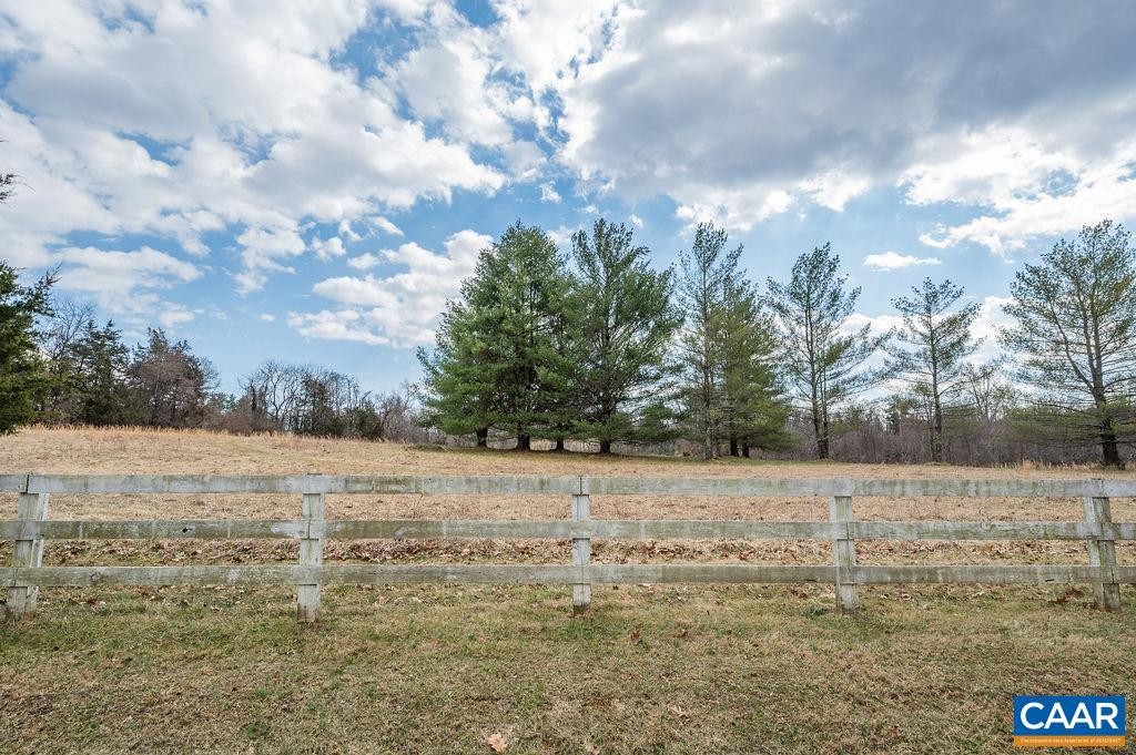 580 Knoll Ridge Dr, Charlottesville, Virginia, 22903 Real Estate