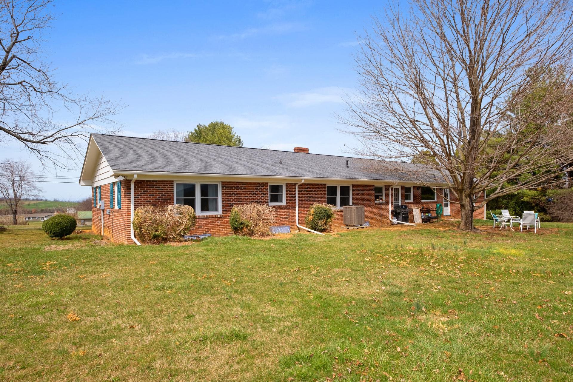 233 Cattle Scales Rd, Waynesboro, Virginia, 22980 Real Estate