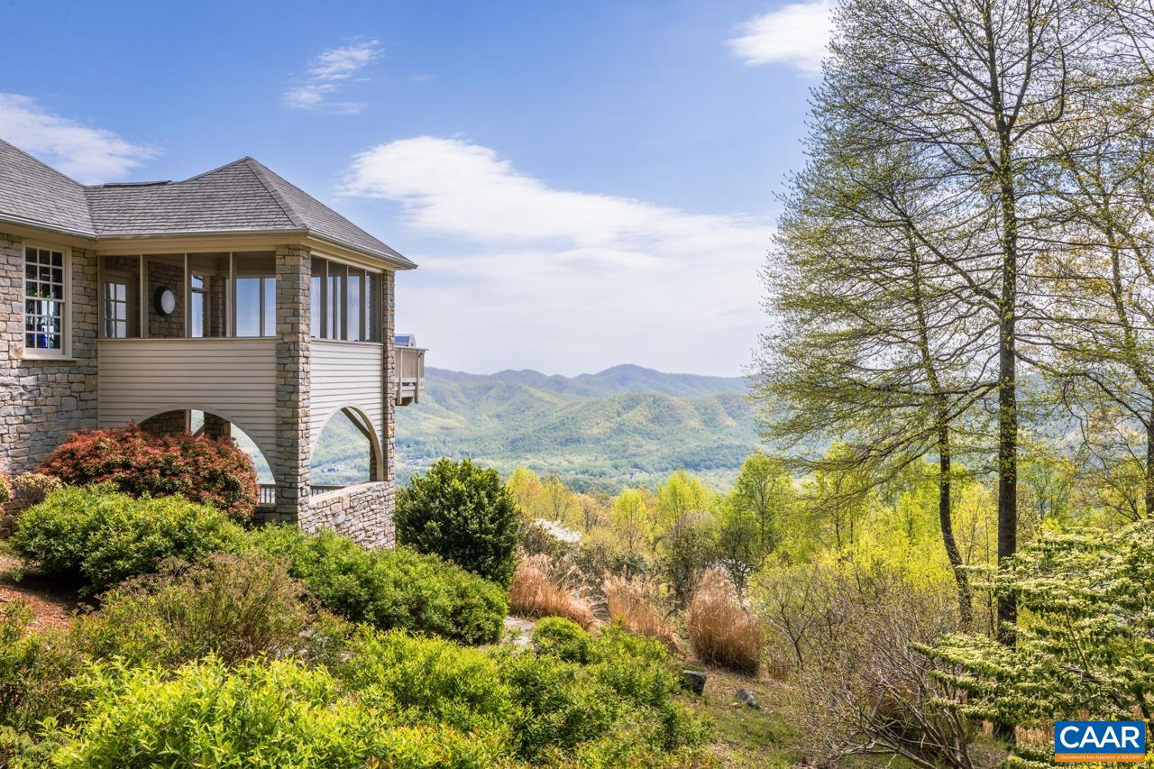 2594 Bryant Mountain Rd, Roseland, Virginia, 22967 Real Estate