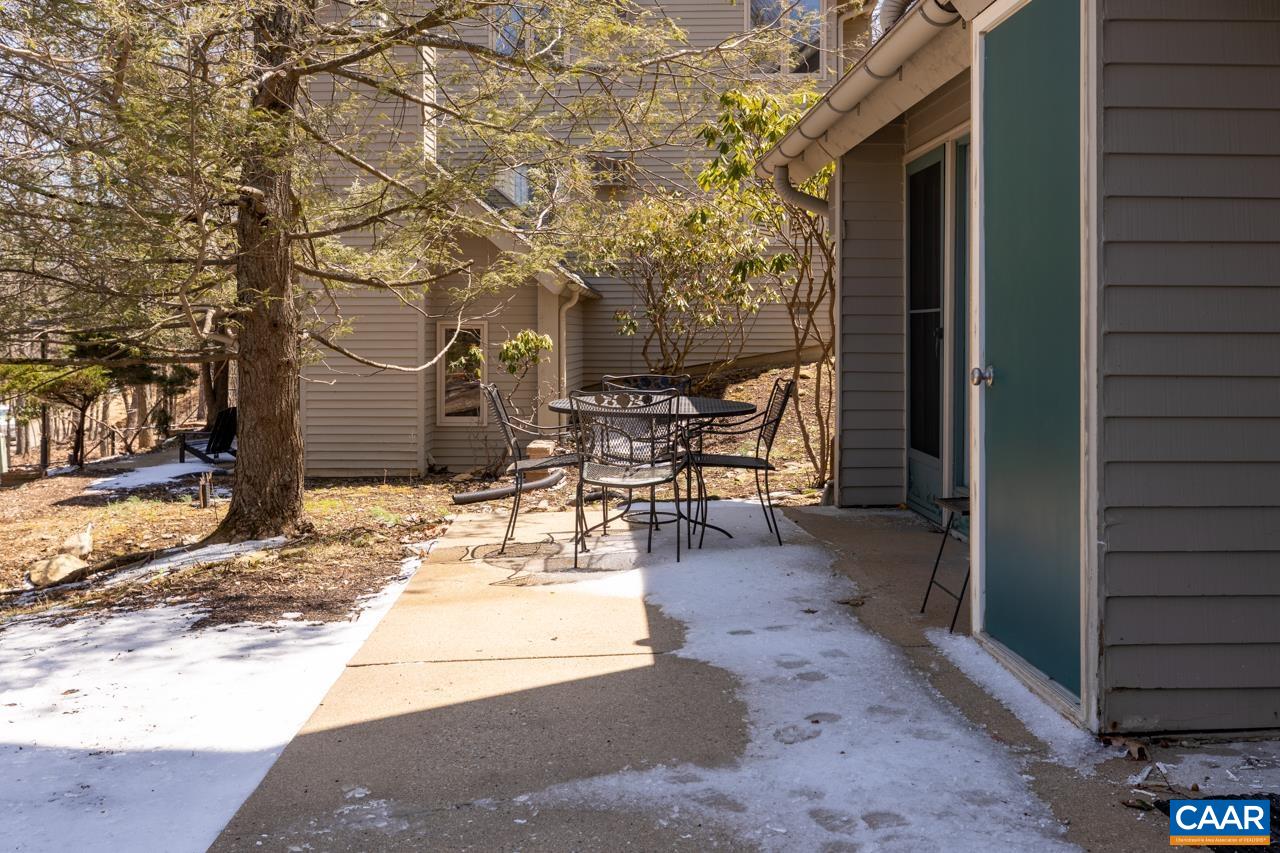 2207 Tanners Ridge Condos, Wintergreen, Virginia, 22967 Real Estate