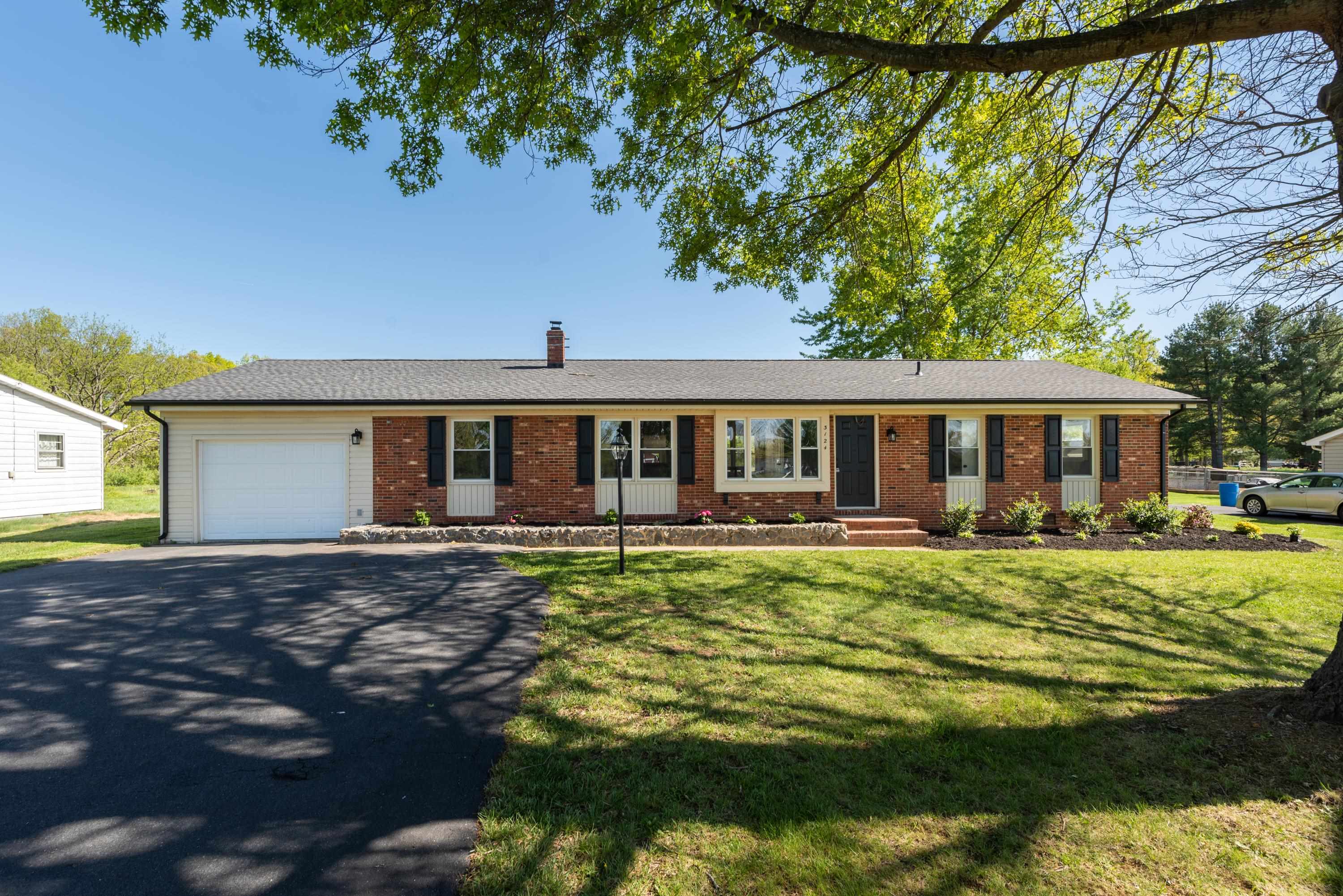 3124 Lyndhurst Rd, Stuarts Draft, Virginia, 24477 Real Estate