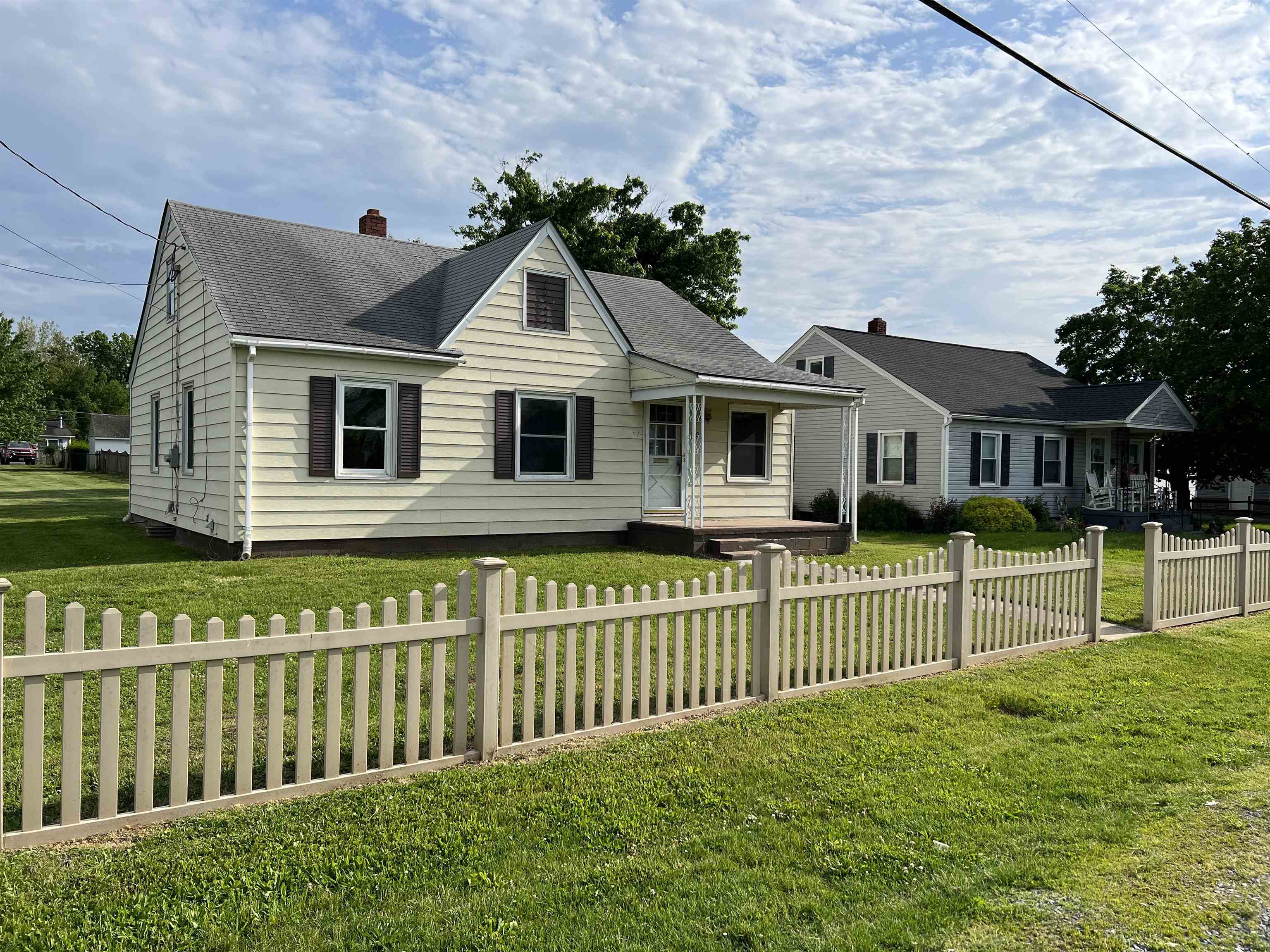 208 E Spotswood Ave, Elkton, Virginia, 22827 Real Estate PlusReal