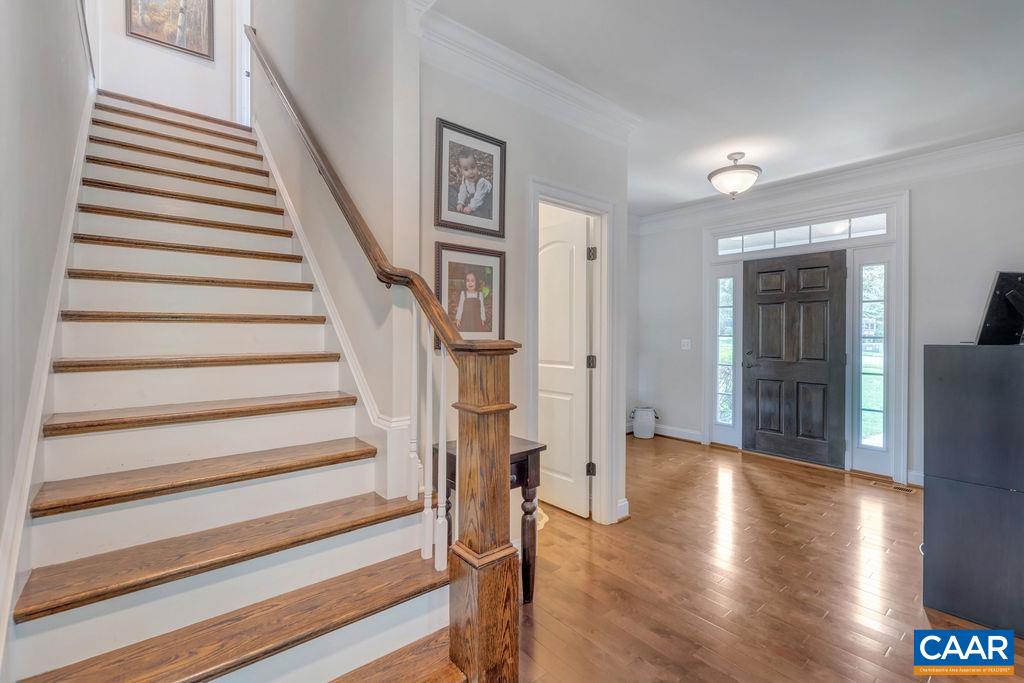 2552 Montgomery Ridge Rd, Charlottesville, Virginia, 22911 Real