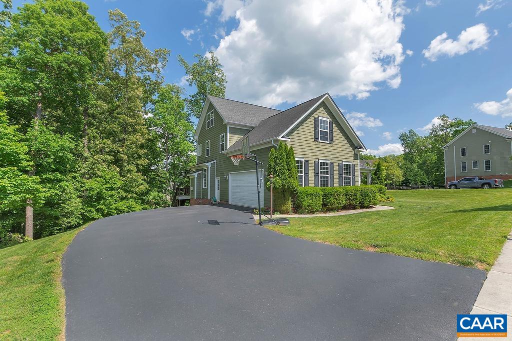 2552 Montgomery Ridge Rd, Charlottesville, Virginia, 22911 Real