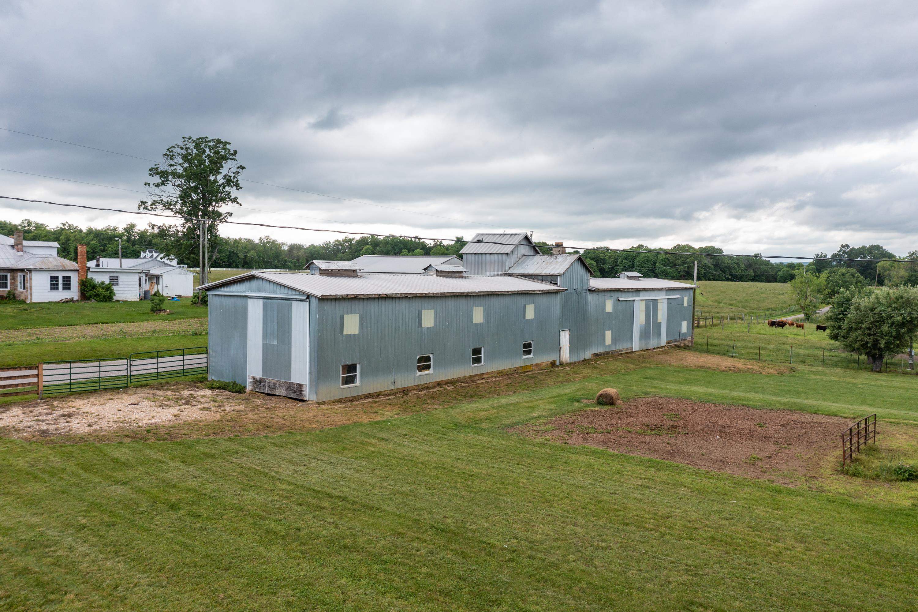 1175 Cold Springs Rd, Stuarts Draft, Virginia, 24477 Real Estate