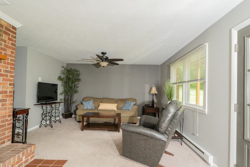 9000 Frank Lane Rd, Singers Glen, Virginia, 22850 Real Estate