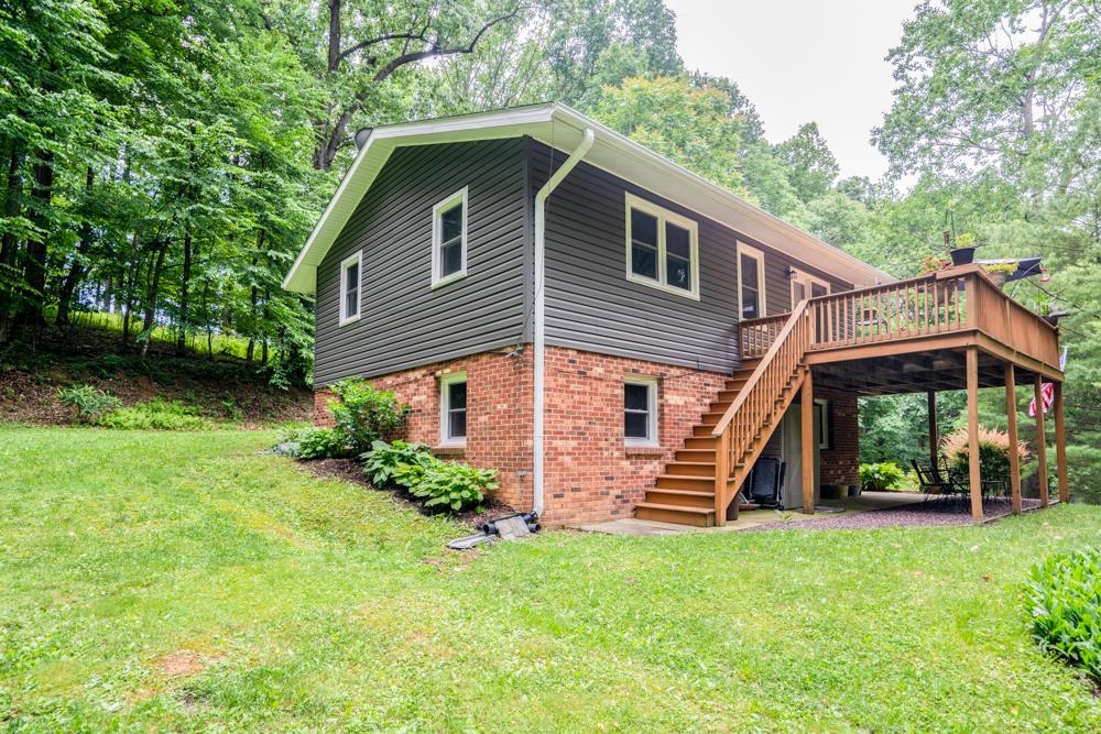 9000 Frank Lane Rd, Singers Glen, Virginia, 22850 Real Estate