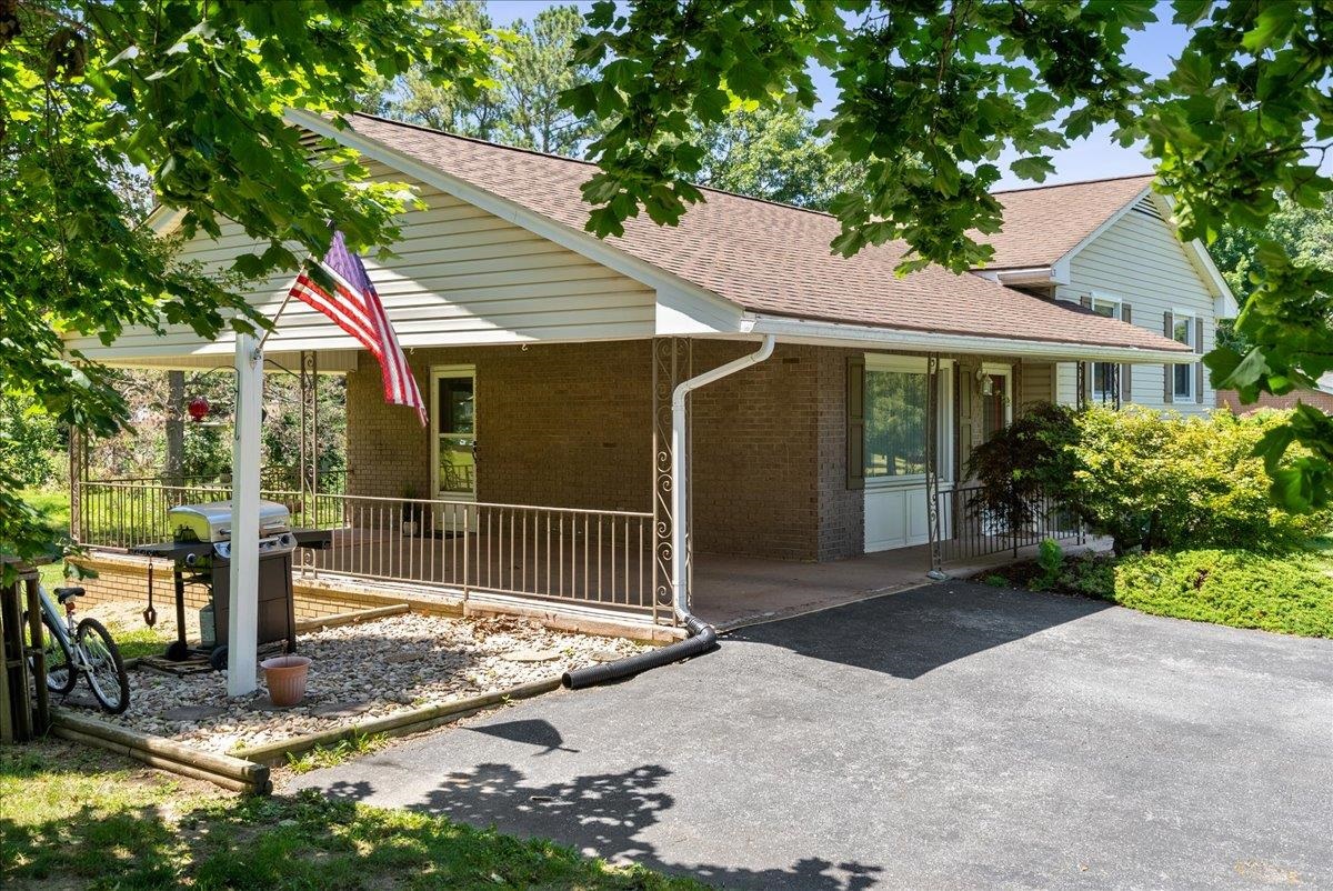 81 Ridgeview Dr, Stuarts Draft, Virginia, 24477 Real Estate PlusReal