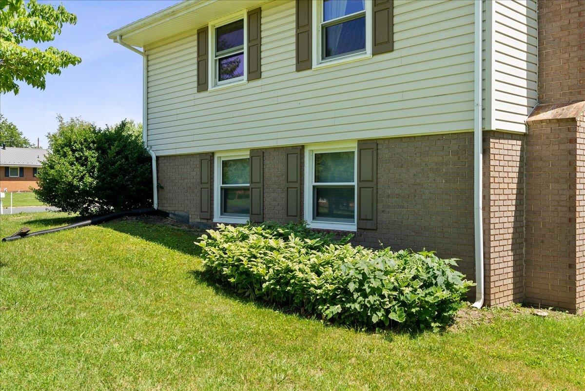 81 Ridgeview Dr, Stuarts Draft, Virginia, 24477 Real Estate PlusReal