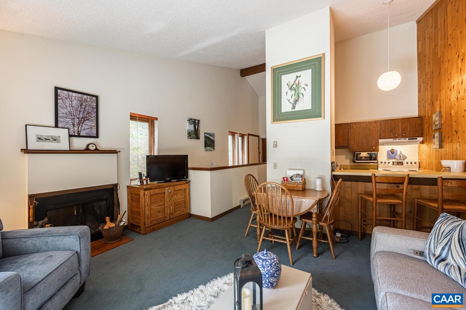 612 White Oak Condos, Roseland, Virginia, 22967 Real Estate PlusReal