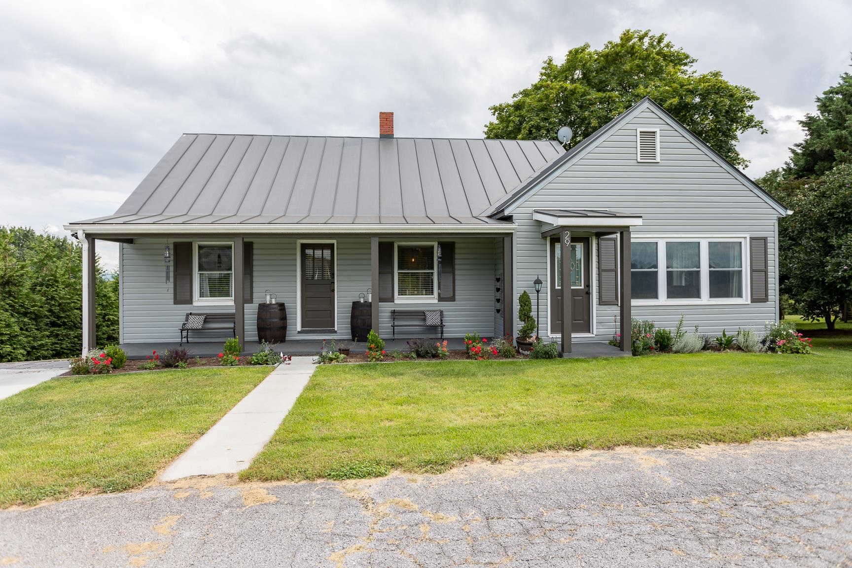 29 Maple Hill Ln, Weyers Cave, Virginia, 24486 Real Estate PlusReal Estate Plus