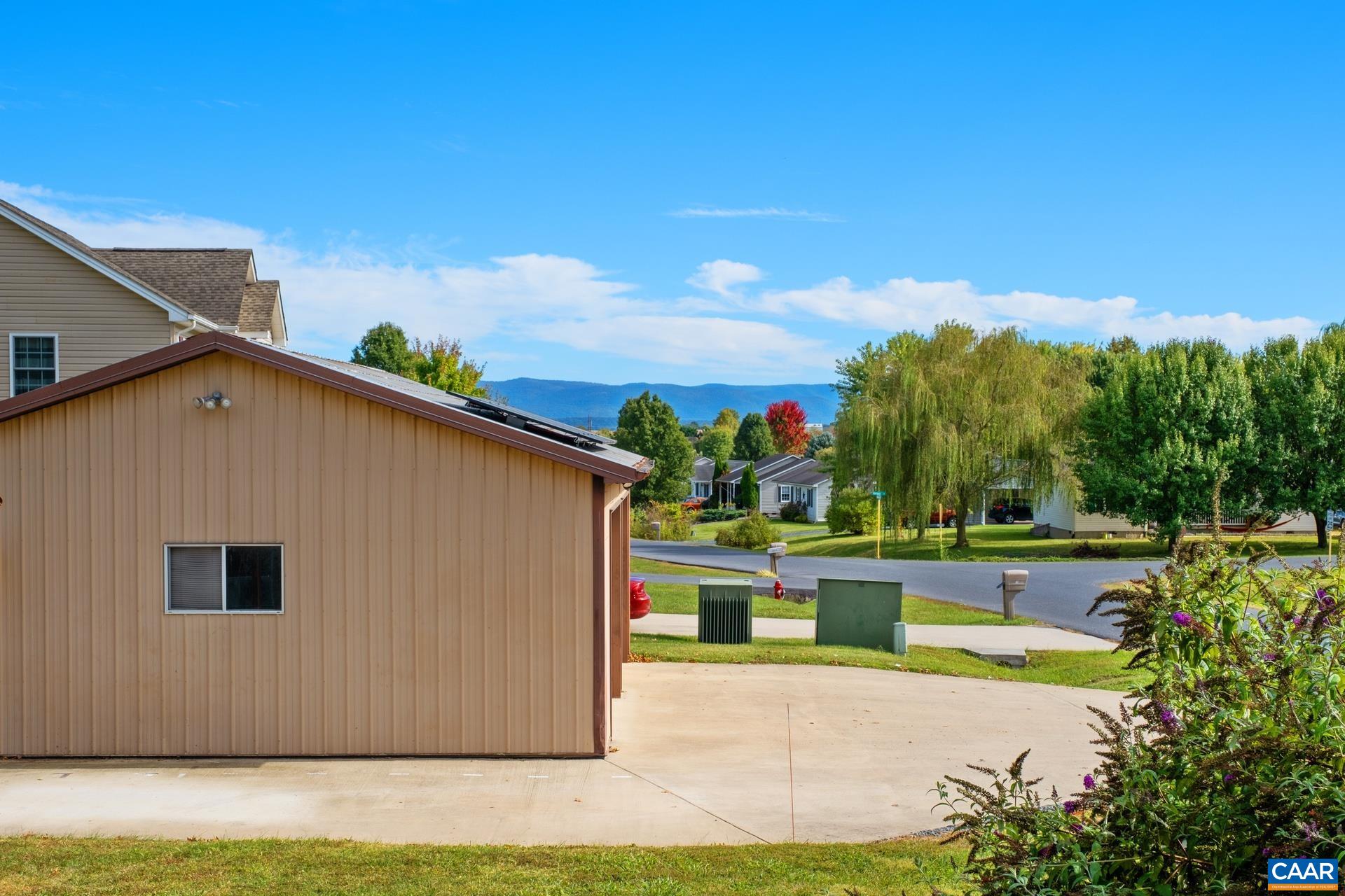 923 Keezletown Rd, Weyers Cave, Virginia, 24486 Real Estate PlusReal