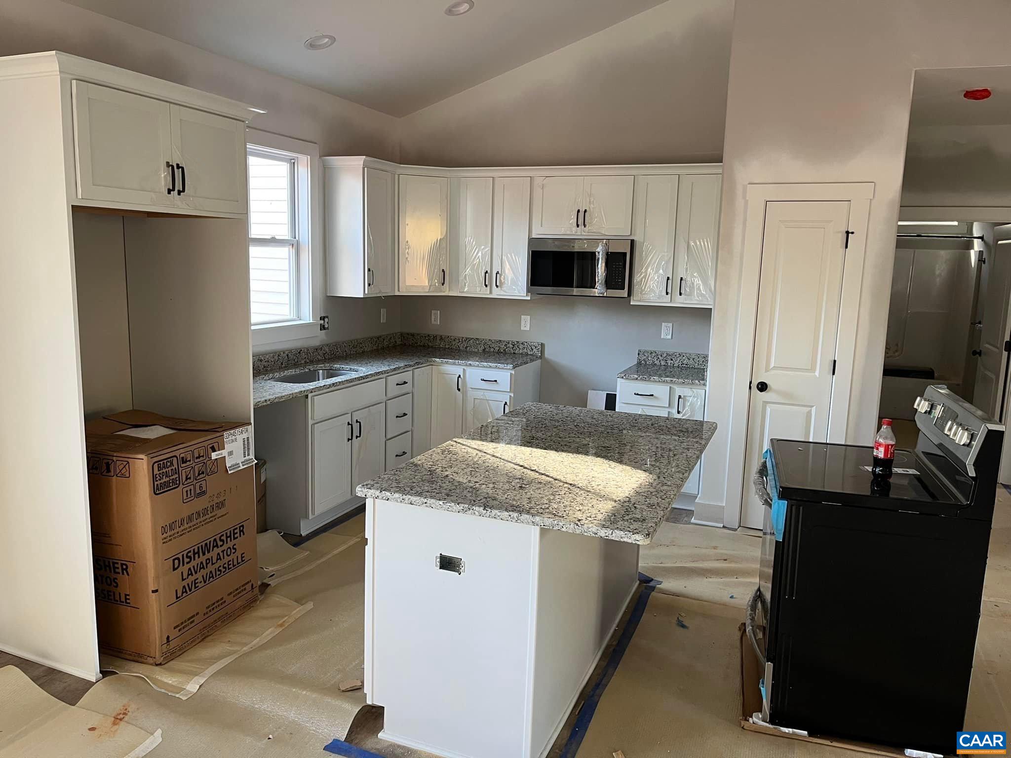 32 Forest Ridge Ln, Scottsville, Virginia, 24590 Real Estate PlusReal