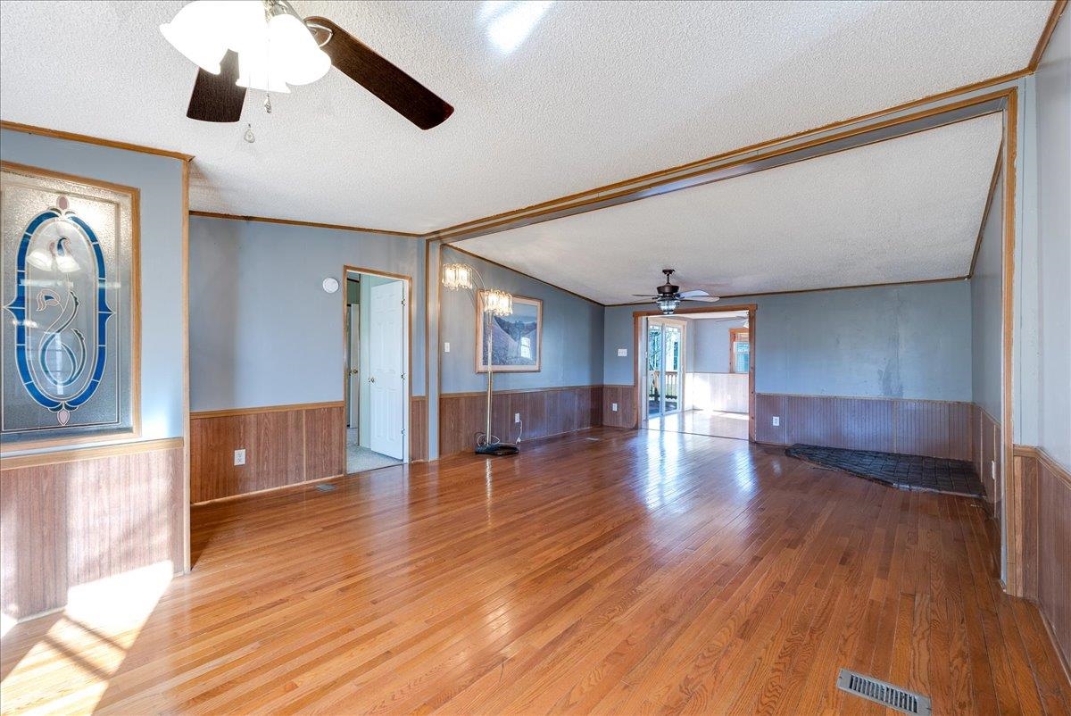 92 Cottonwood Ave, Grottoes, Virginia, 24441 Real Estate PlusReal