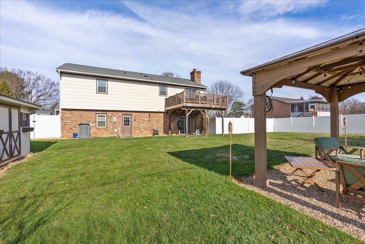 967 Wren Way, Harrisonburg, Virginia, 22802 Ann Marie Wenger