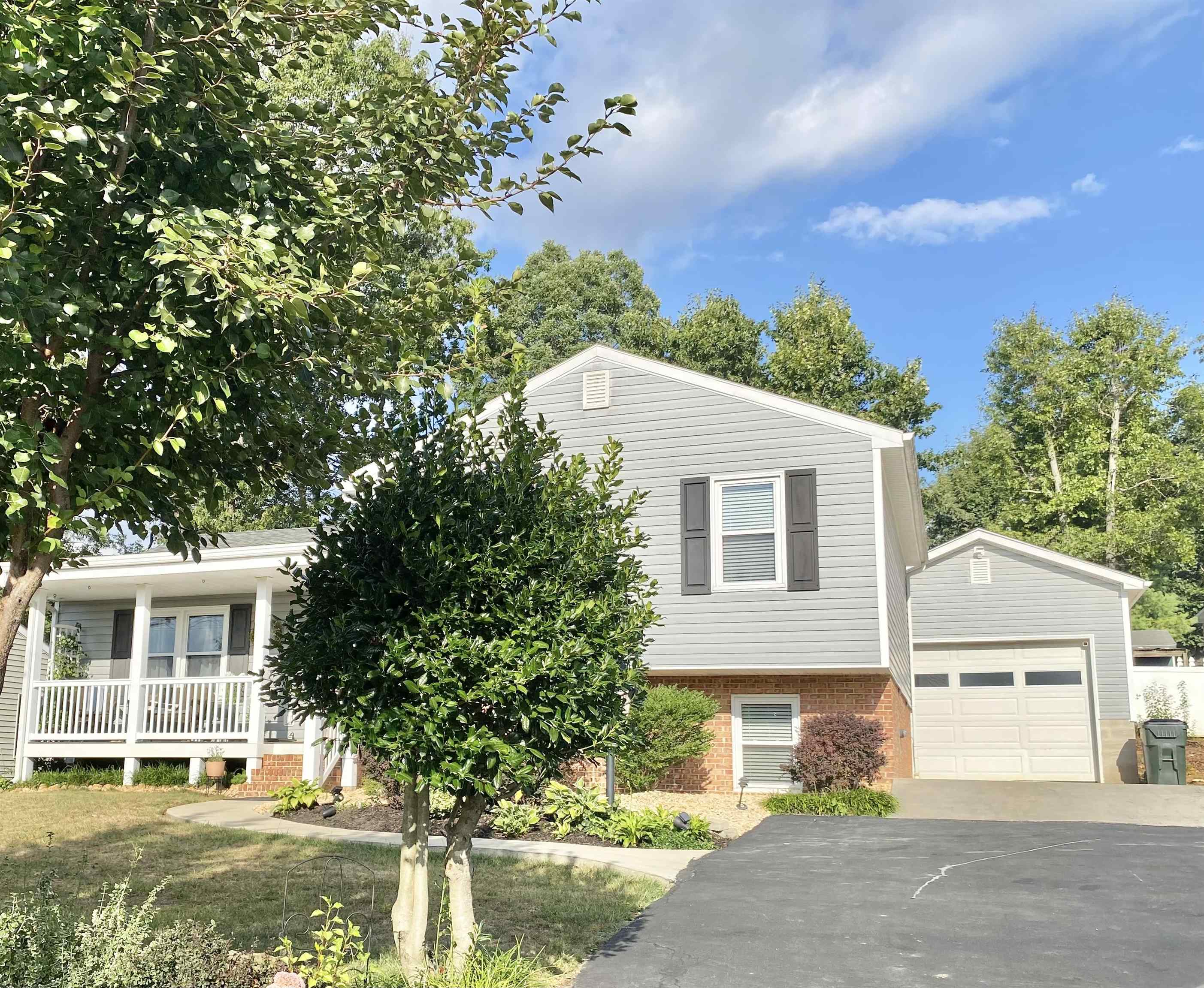 938 Patton Farm Rd, Stuarts Draft, Virginia, 24474 Real Estate