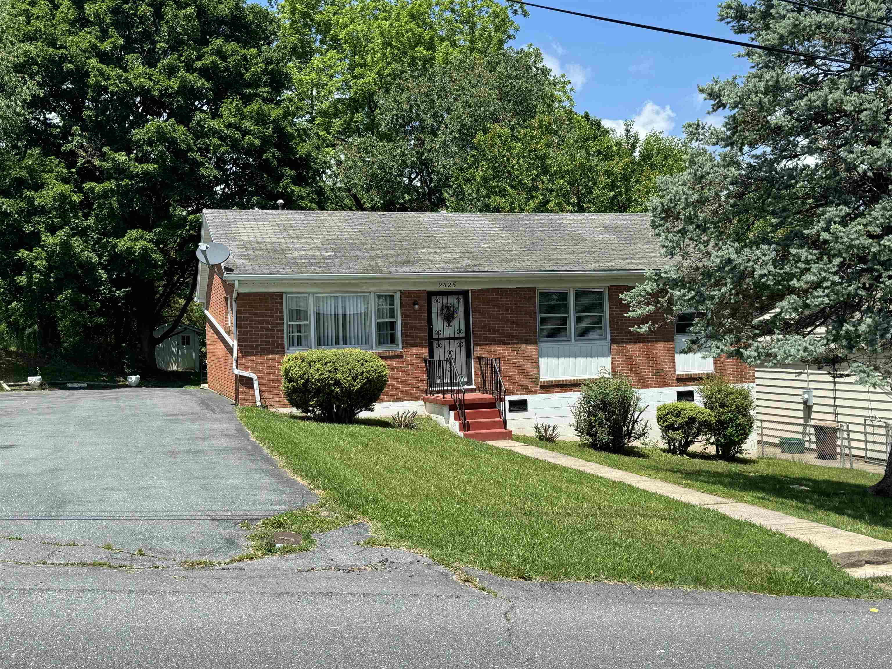 2525 Bath St, Staunton, Virginia, 24401 Real Estate PlusReal Estate Plus