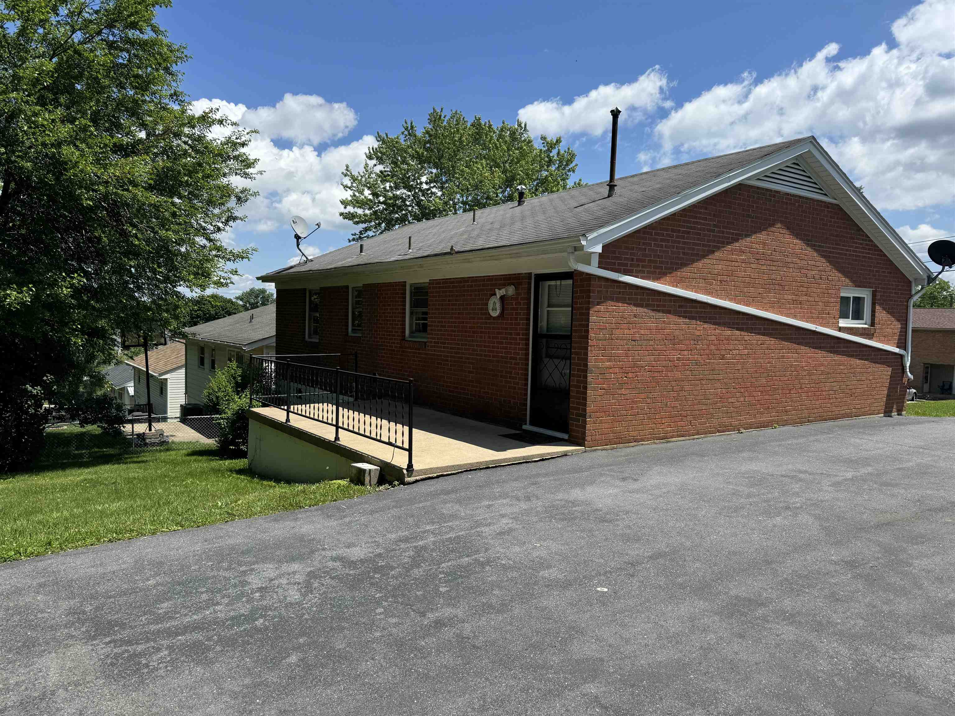 2525 Bath St, Staunton, Virginia, 24401 Real Estate PlusReal Estate Plus