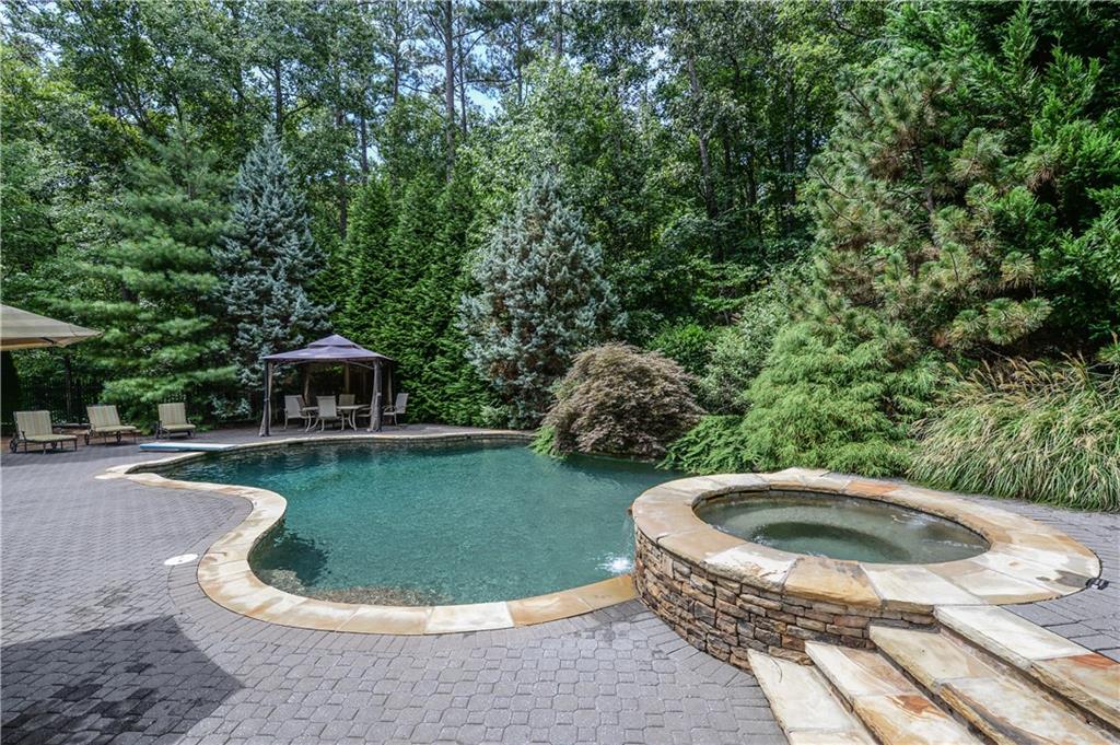 1680 Riverside Road, Roswell, GA, 30076 Beacham & Company