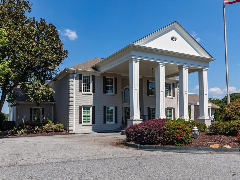 955 Oakhaven Drive, Roswell, GA, 30075 Beacham & Company