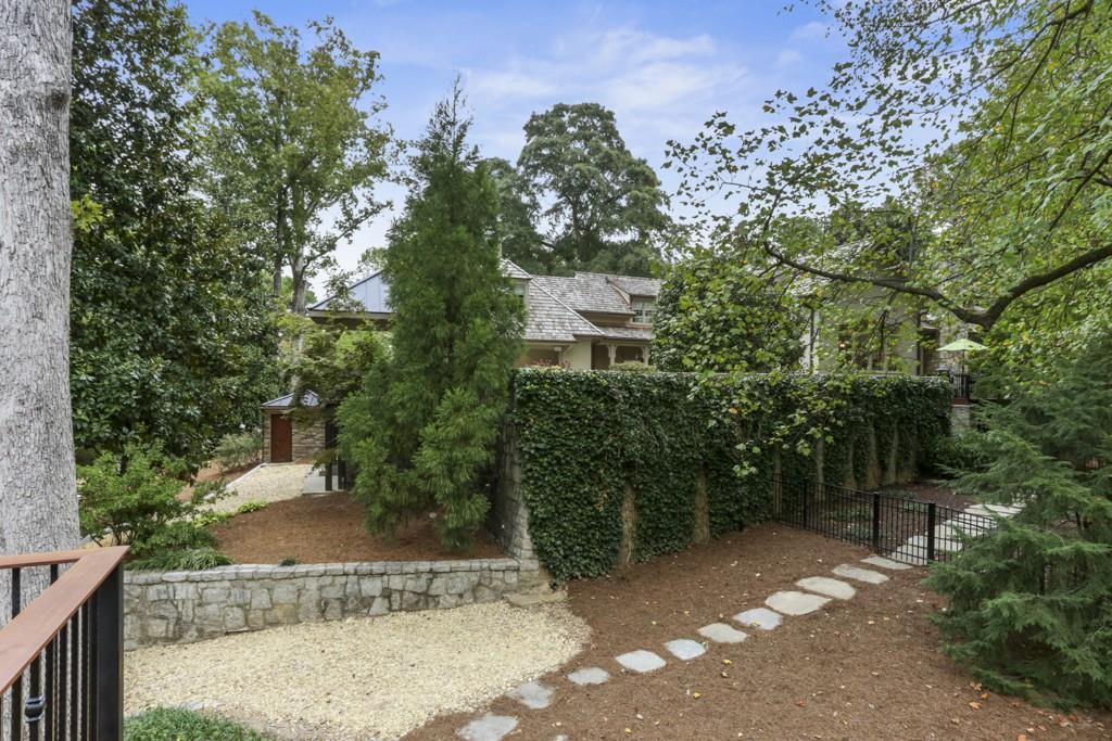 5200 Long Island Drive, Atlanta, GA, 30327 Ansley Atlanta