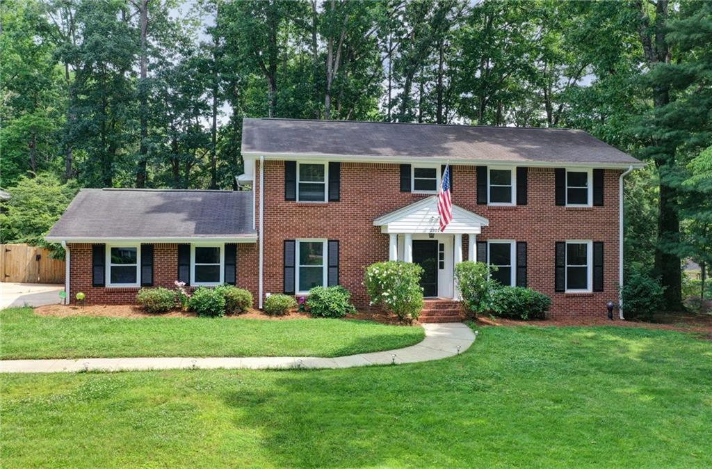 2311 Brookhurst Drive, Dunwoody, GA, 30338 Beacham & Company, Realtors