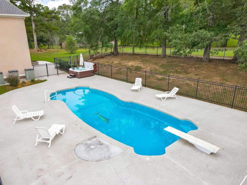 31 Meadow Lakes Terrace, Cedartown, GA, 30125 Beacham & Company