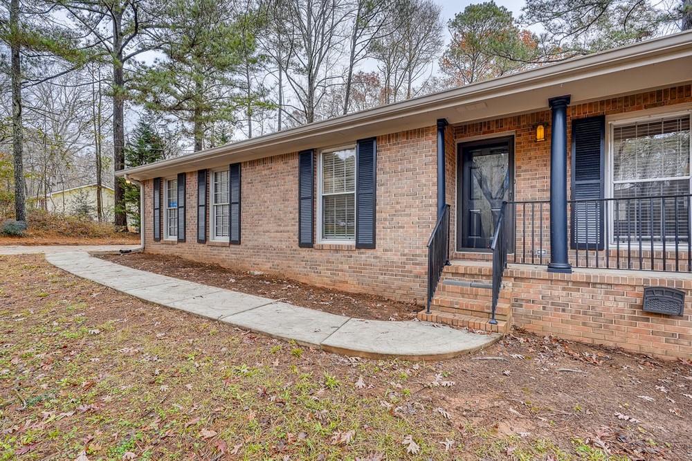 74 Fair Oaks Drive SE, Conyers, GA, 30094 Beacham & Company