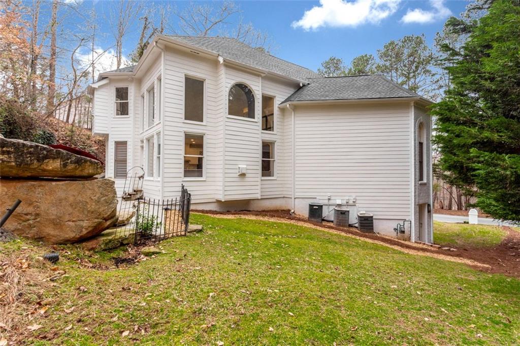 110 River Ridge Court, Roswell, GA, 30076 Beacham & Company