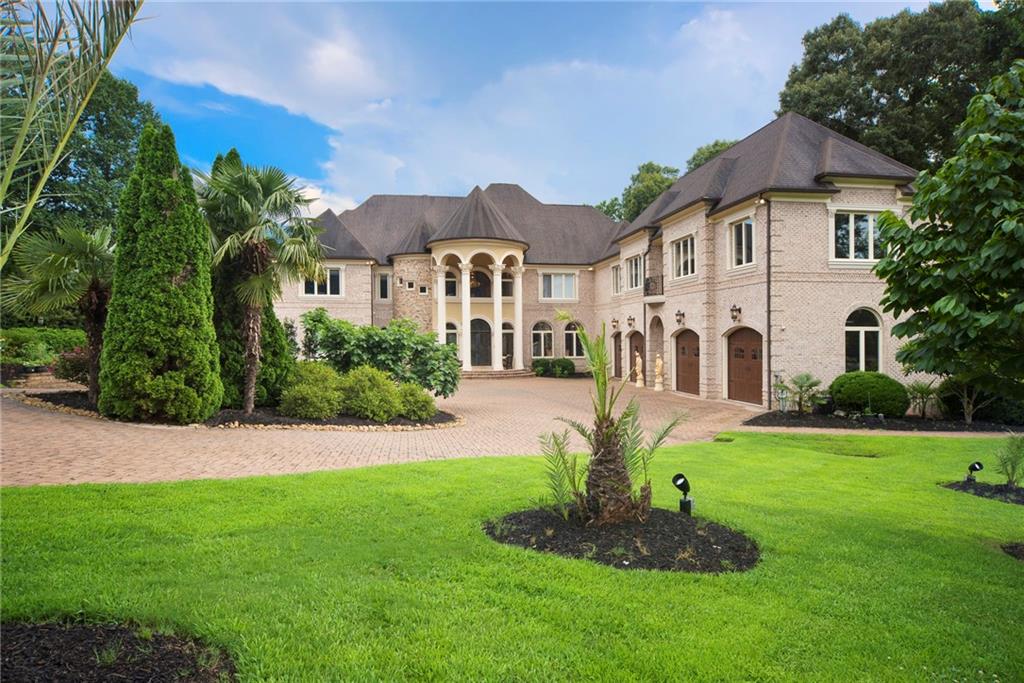 1513 Jones Road, Roswell, GA, 30075 Rhonda Haran