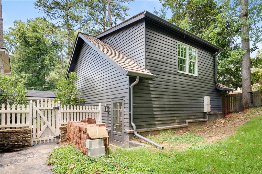 4431 Reid Lane NW, Atlanta, GA, 30327 Beacham & Company, Realtors