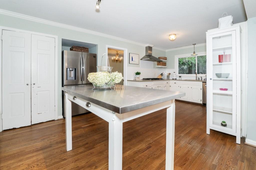 2742 Cravey Drive, Atlanta, GA, 30345 Beacham & Company, Realtors