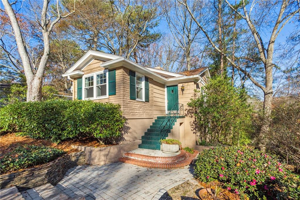 665 Upton Road NW, Atlanta, GA, 30318 Beacham & Company, Realtors